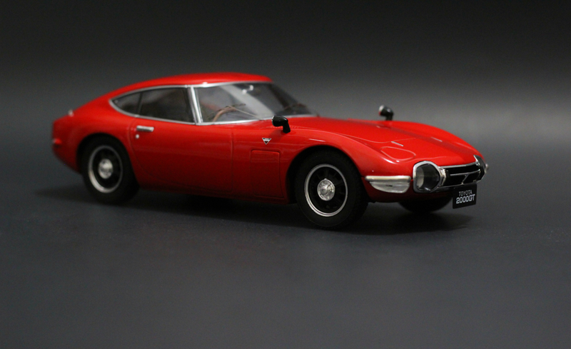 Illustration for article titled Car Week: 1/18 Triple9 Toyota 2000 GT